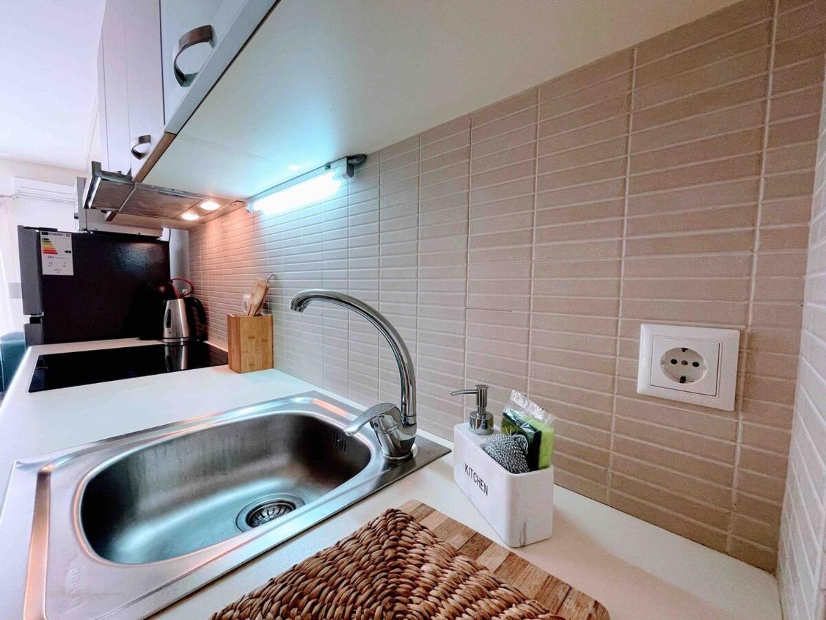 פלאקיאס Annamaria Sea Side View Studio- 25M From The Beac מראה חיצוני תמונה